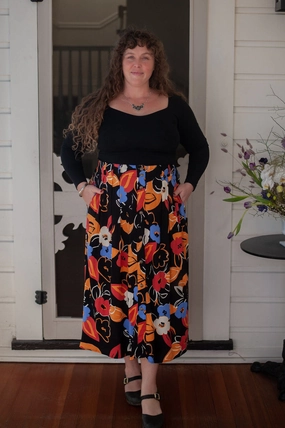 Cozy Touch Trices Skirt in Abstract Floral