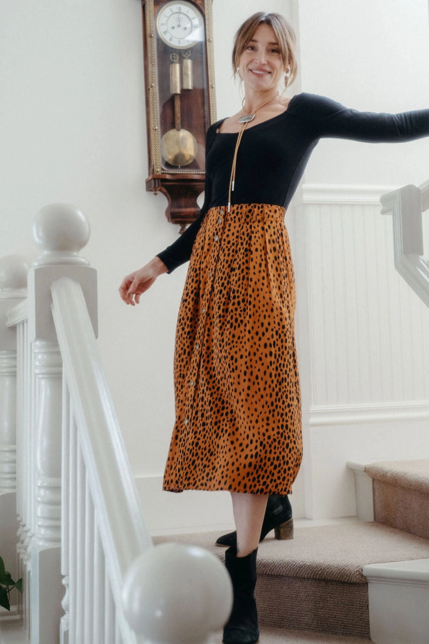 Low Profile Waistband Effortless Look Trices Skirt in Bam Bam Challis