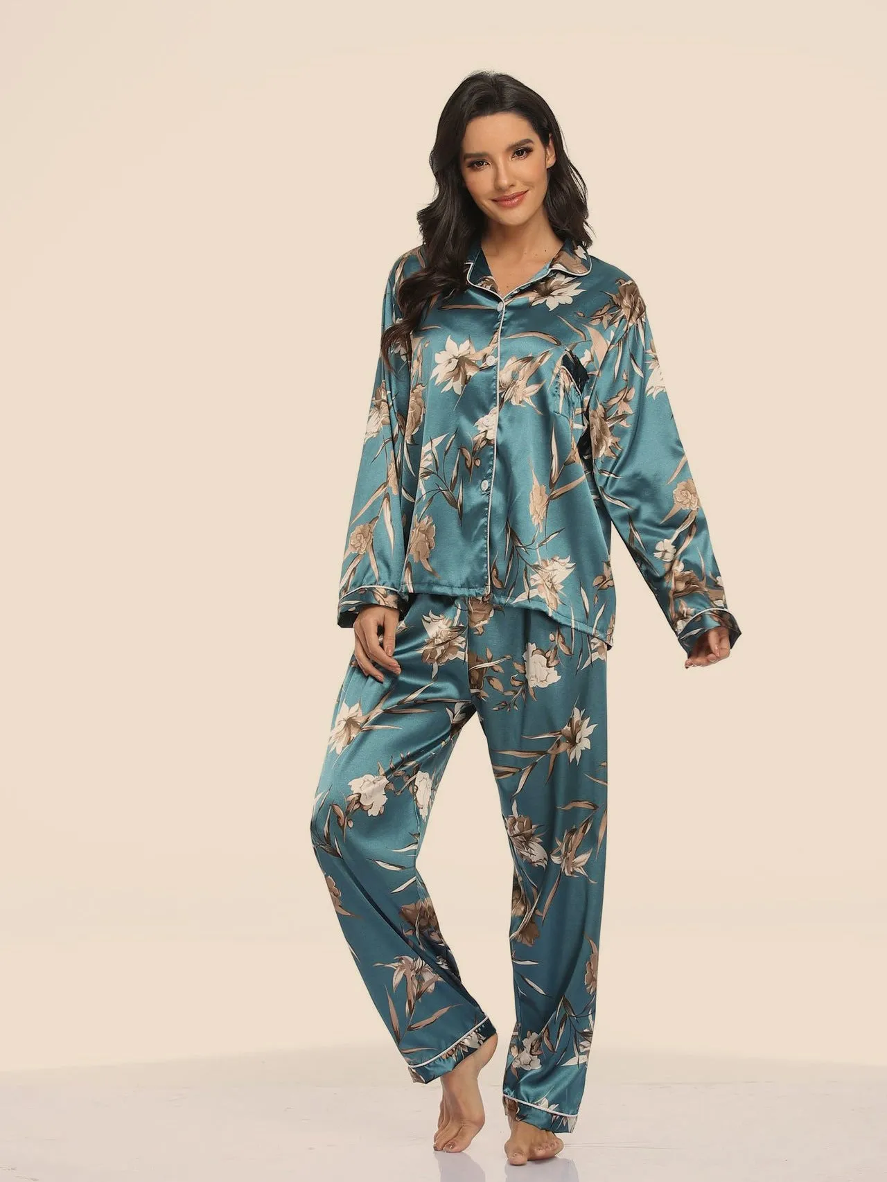 Two-piece Stretch Satin Home Wear Pajamas Women