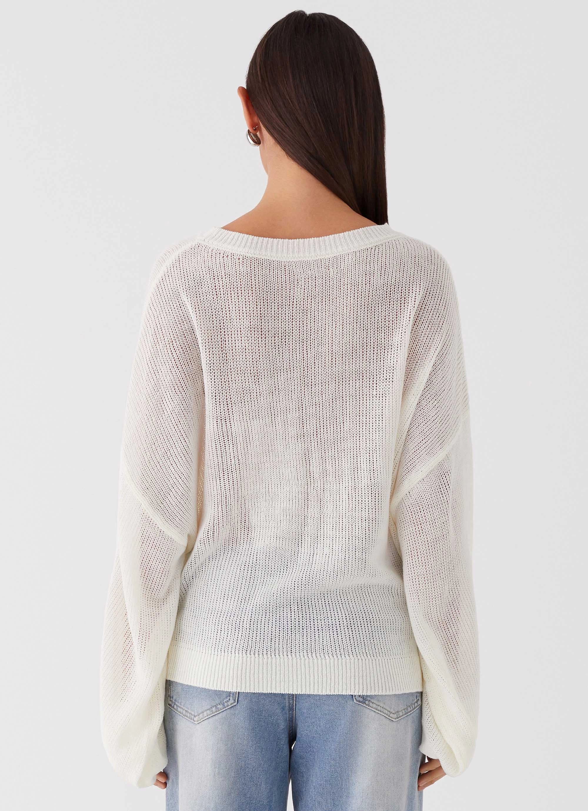 Quick Access Hidden Pockets Reinforced Stitching Tyla Oversized Knit Sweater - White