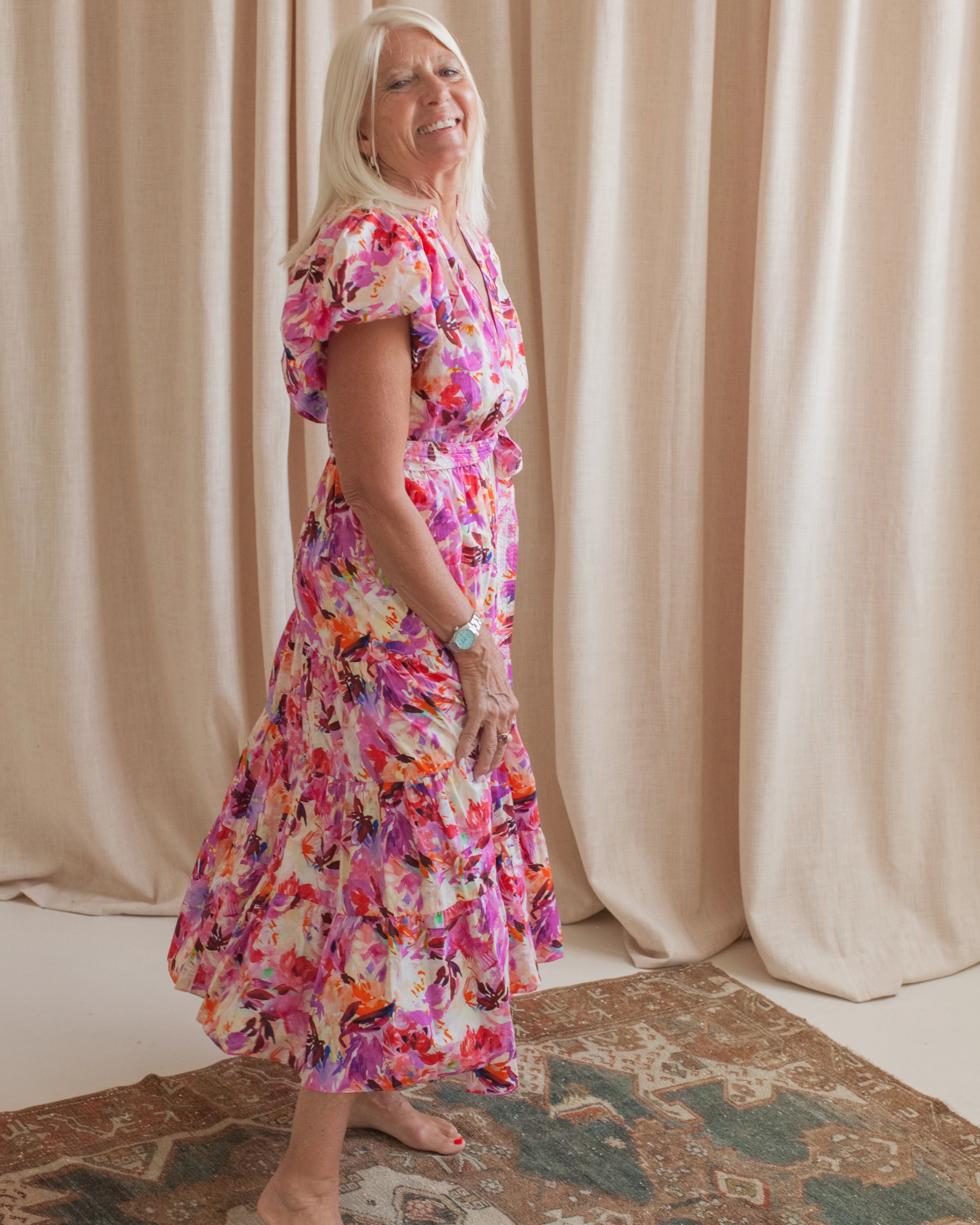 Flattering Silhouette Ulla Johnson Ottilie Dress in Azalea