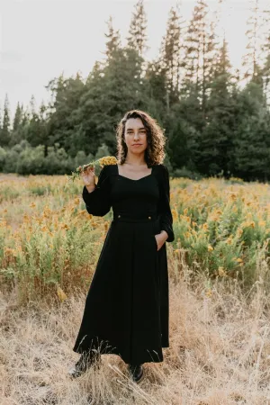 Adjustable Hem Elizabeth Top in Black on Black