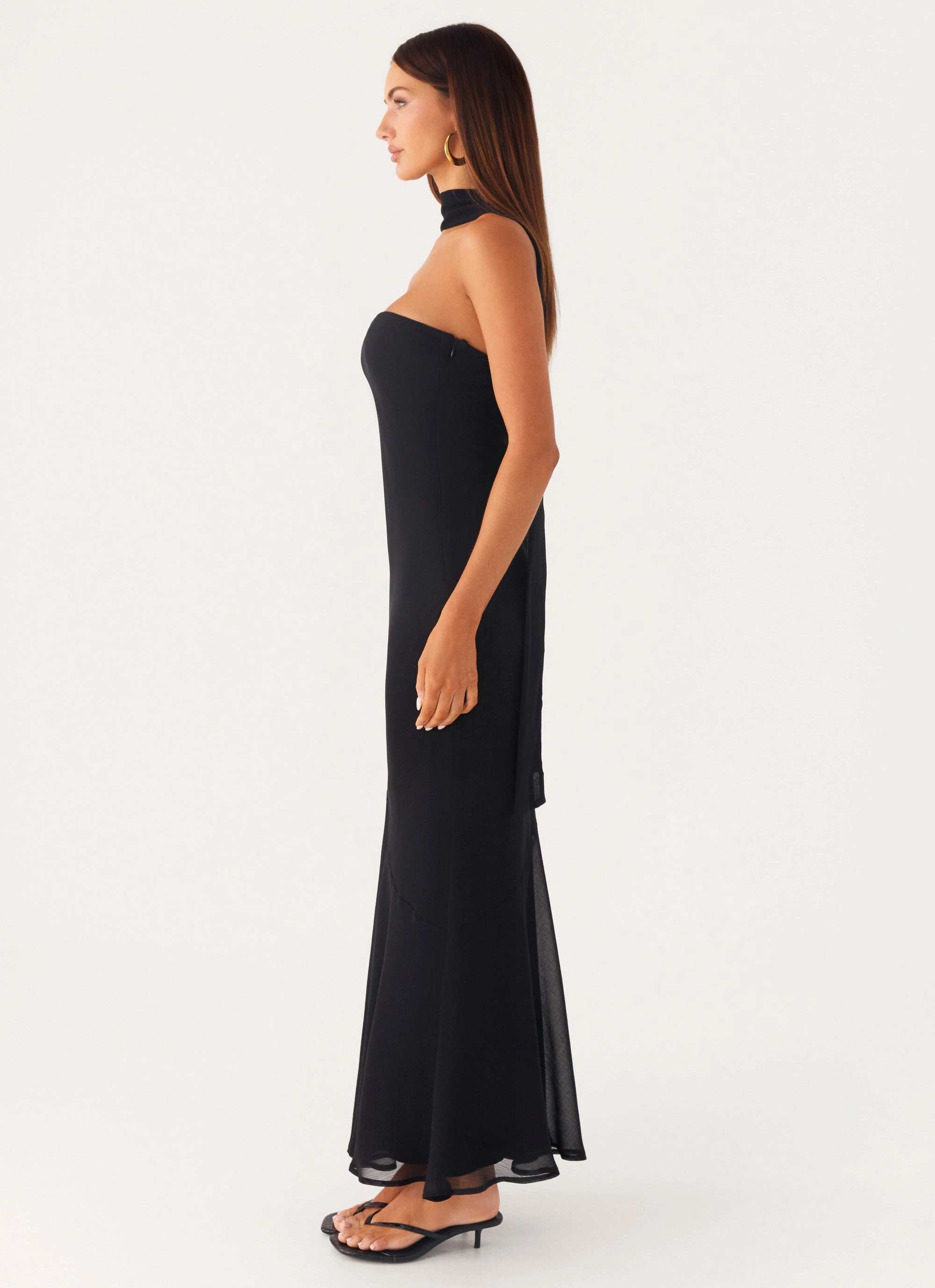 Under the Pagoda Maxi Dress - Black Side-Pocket