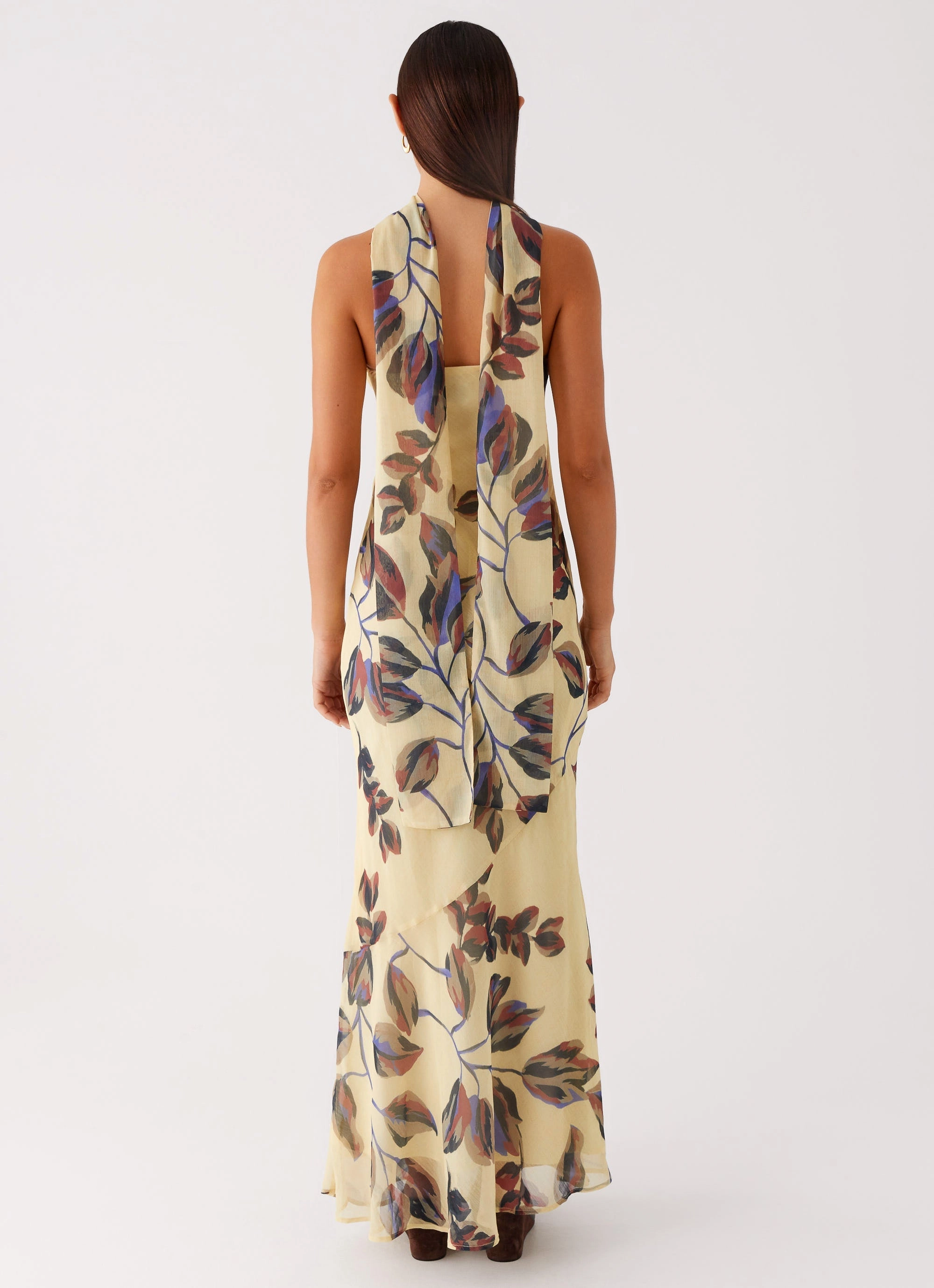 Flowy Texture Under The Pagoda Maxi Dress - Buttercream Leaf Print