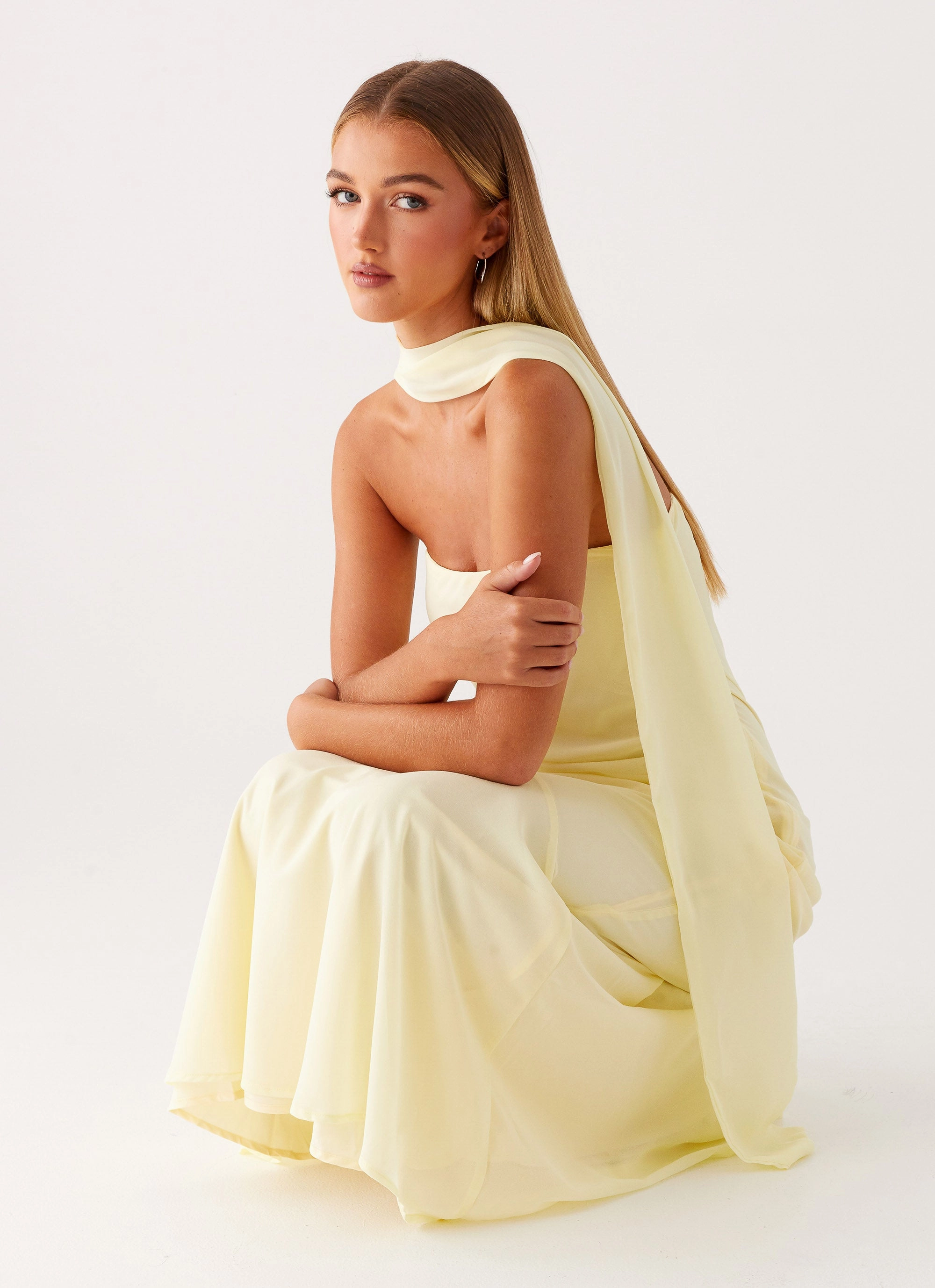 Timeless Style Under The Pagoda Maxi Dress - Yellow