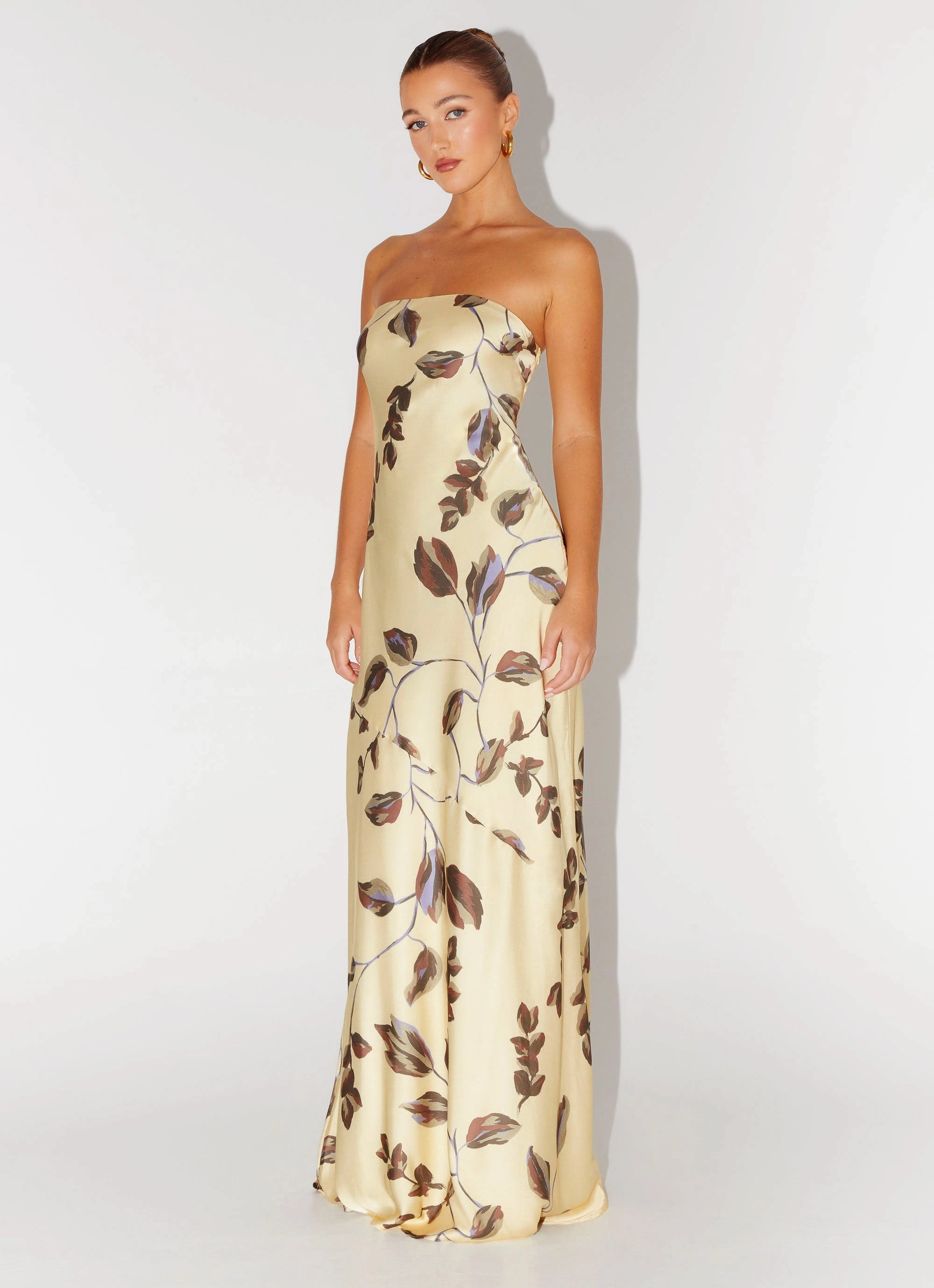 Cinched-Waist Balanced Texture Alisa Strapless Maxi Dress - Buttercream Bliss