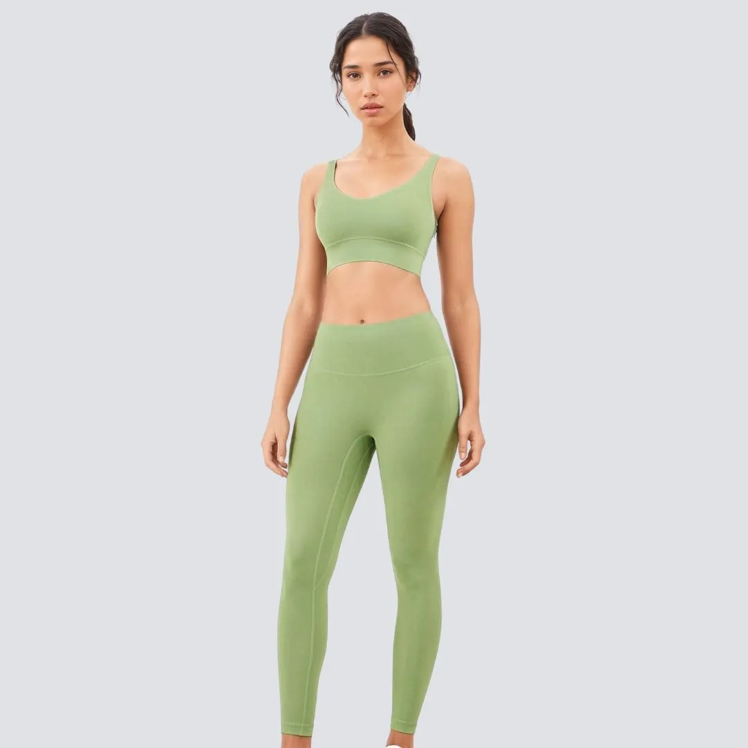 V-Neck Set - Light Green