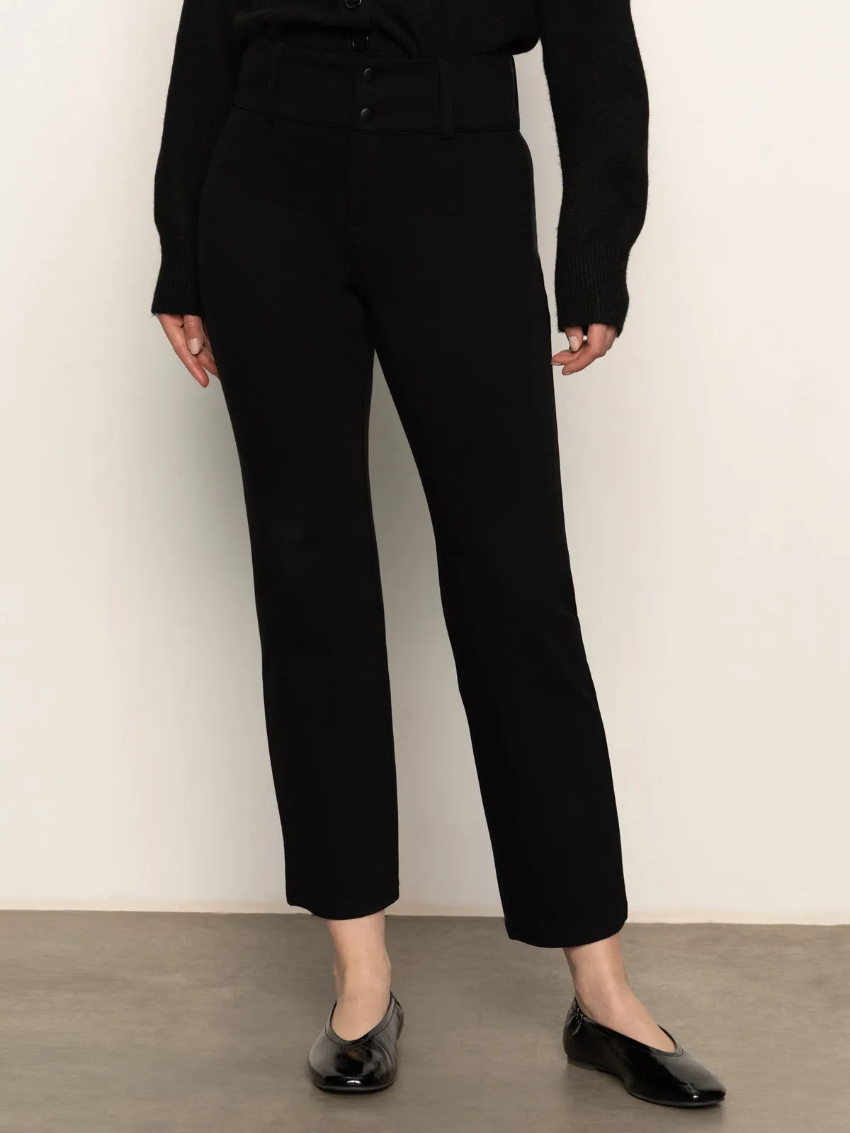 90's Straight Legging Black Cotton comfort Body Aligned