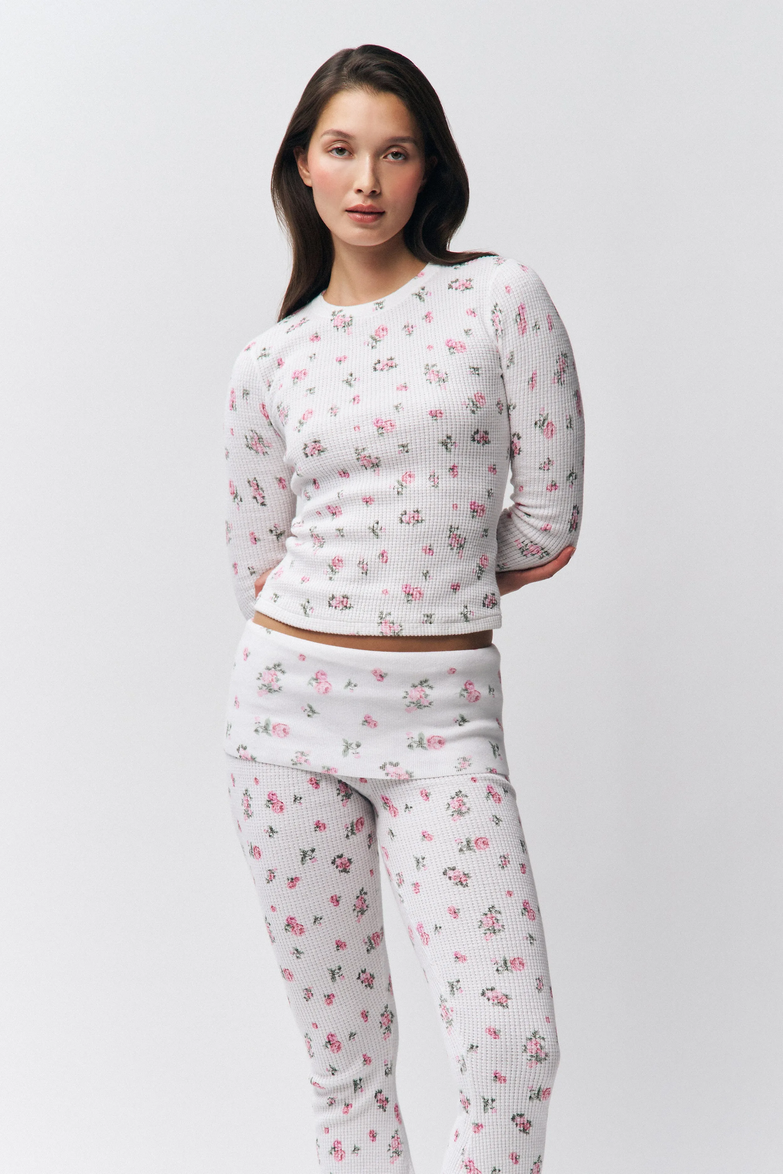 Wrinkle resistant fabric Body Aligned Flared Thermal Pant