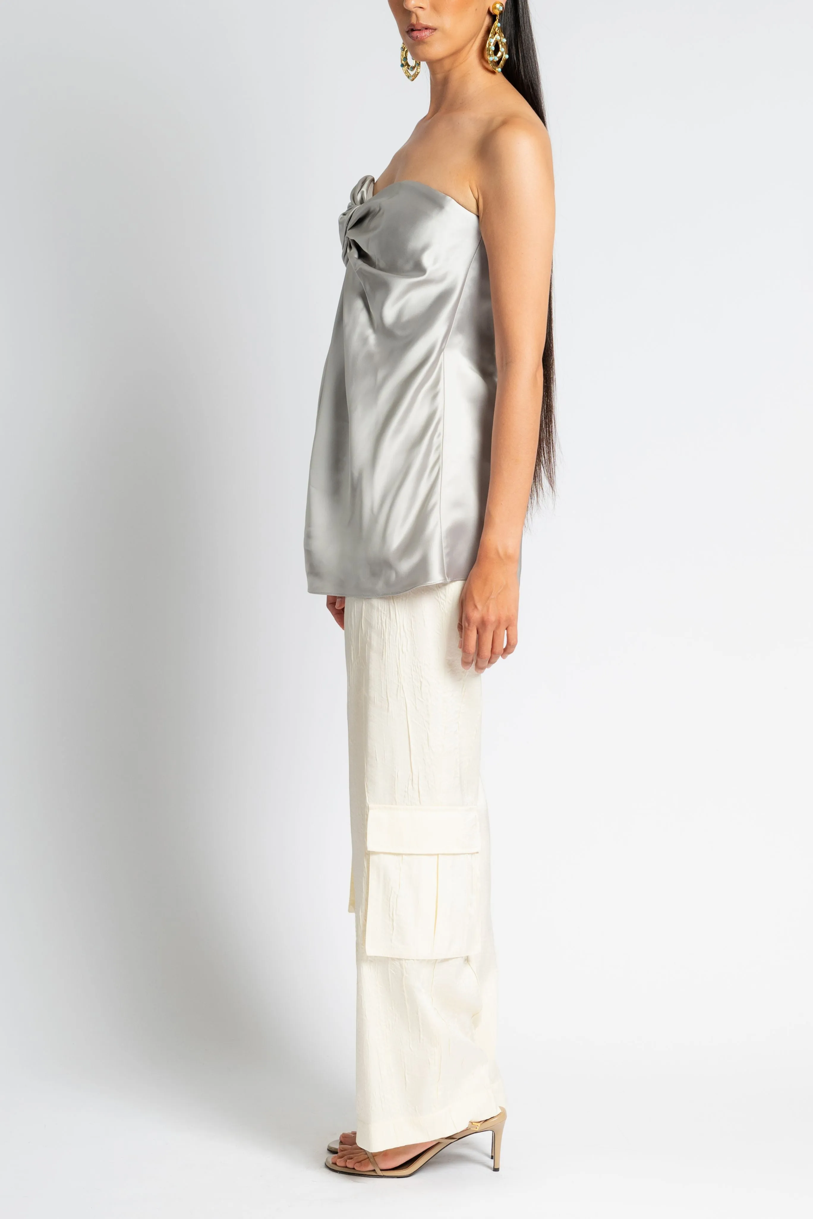 FlexibleCollarStructure VentilatedMeshPaneling Twist Bustier