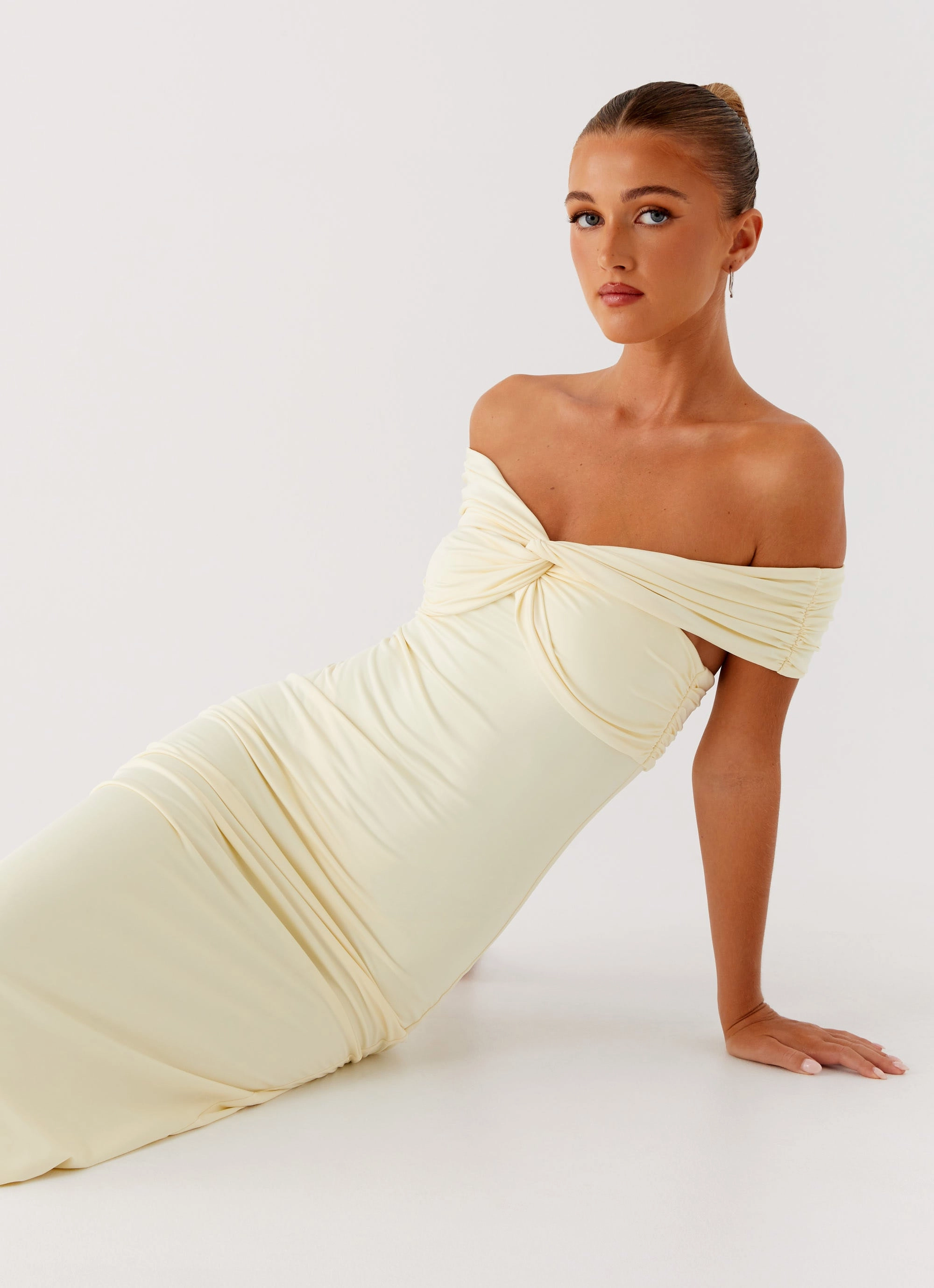 Countless Maxi Dress - Yellow Bold Cut