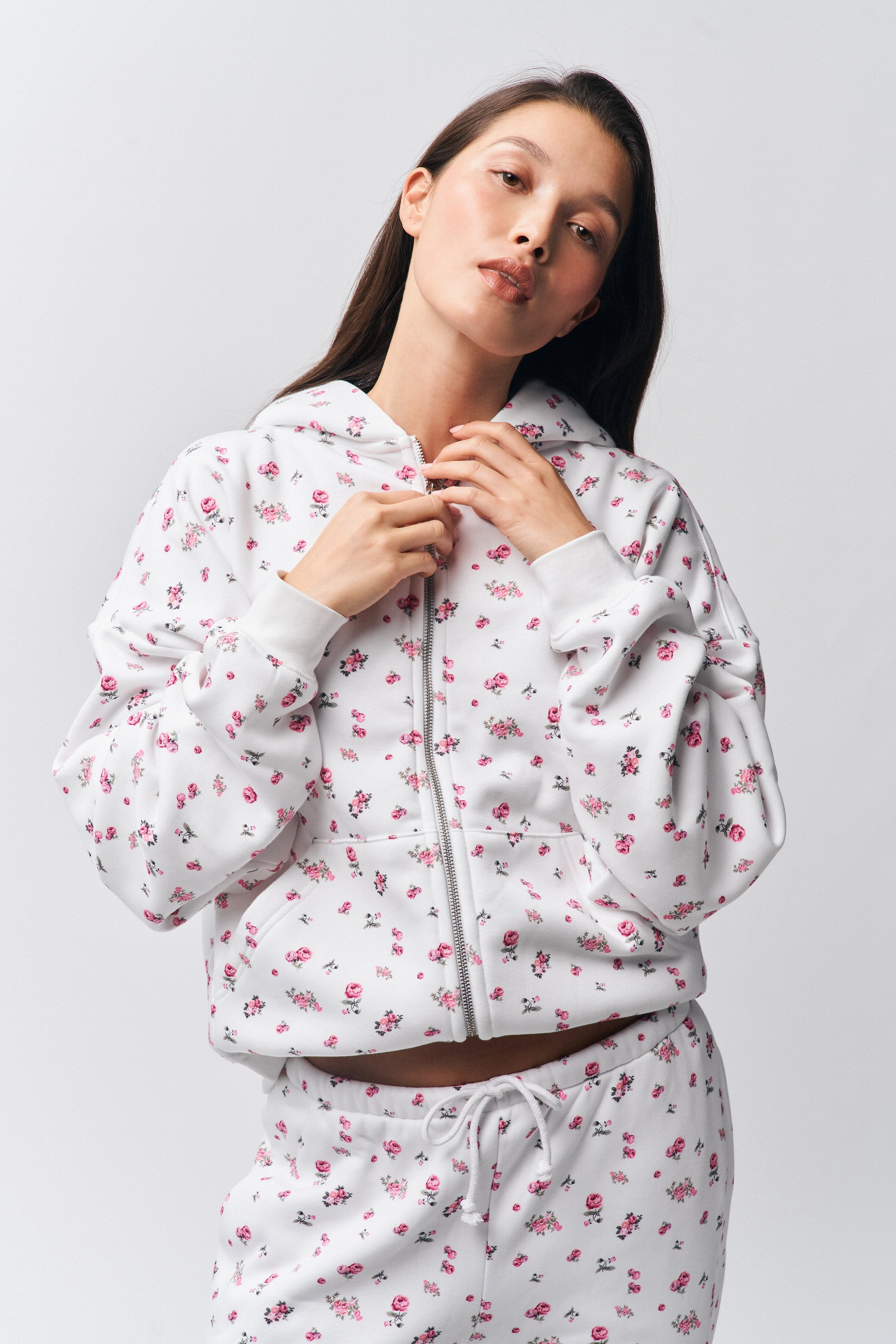Zip Up Hoodie Seasonless Style