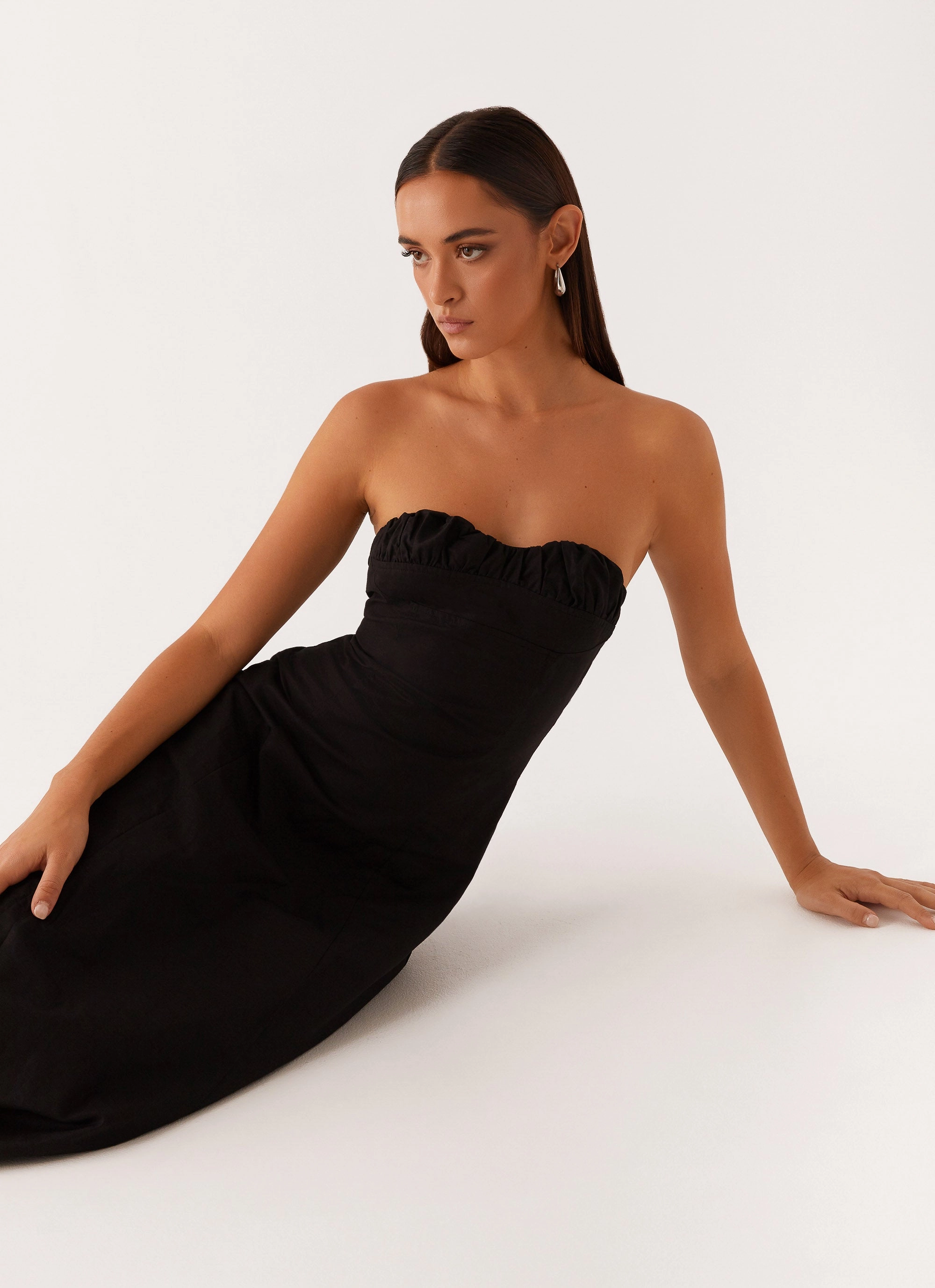 Pure Motion Soft color Tayla Linen Maxi Dress - Black