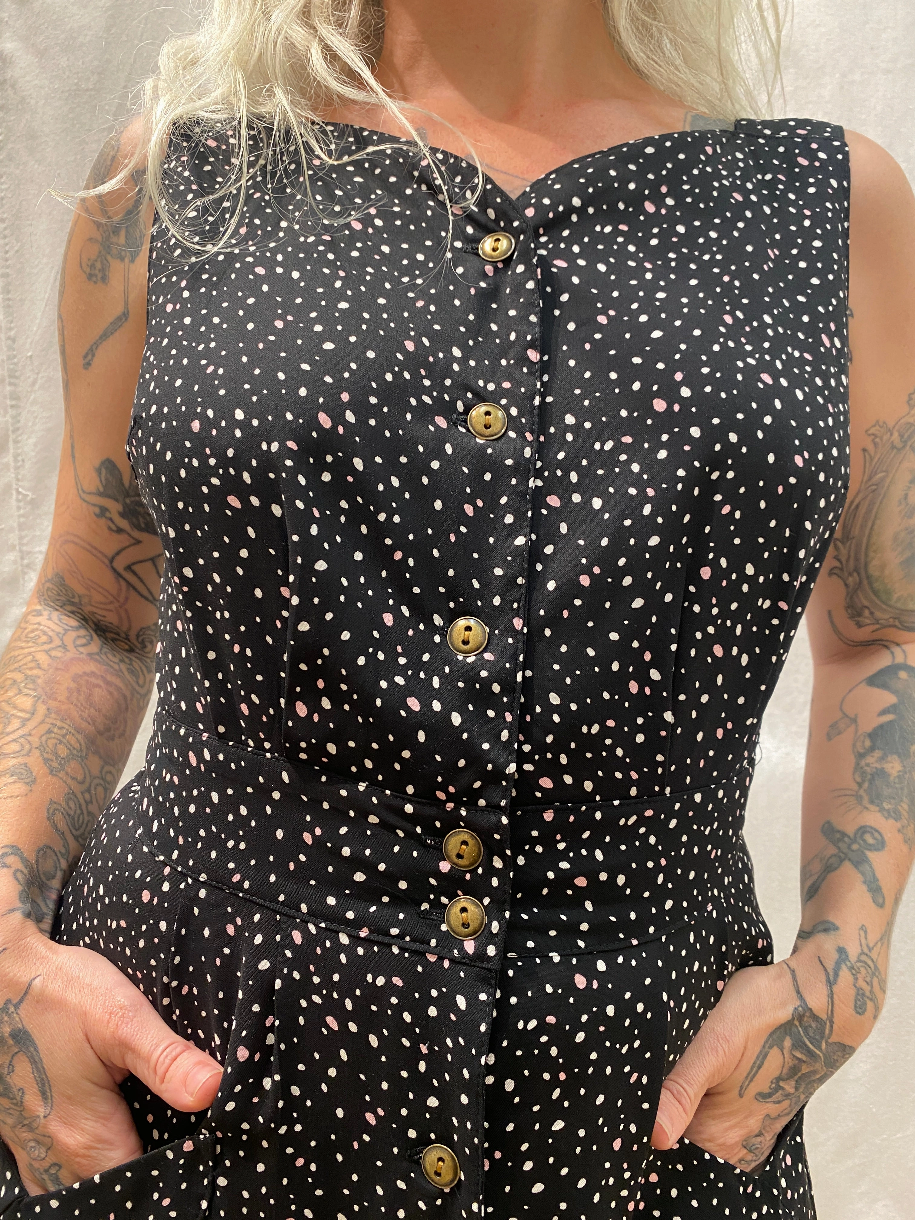 Sheet Dress in Black Dot spring fashion Clean Touch