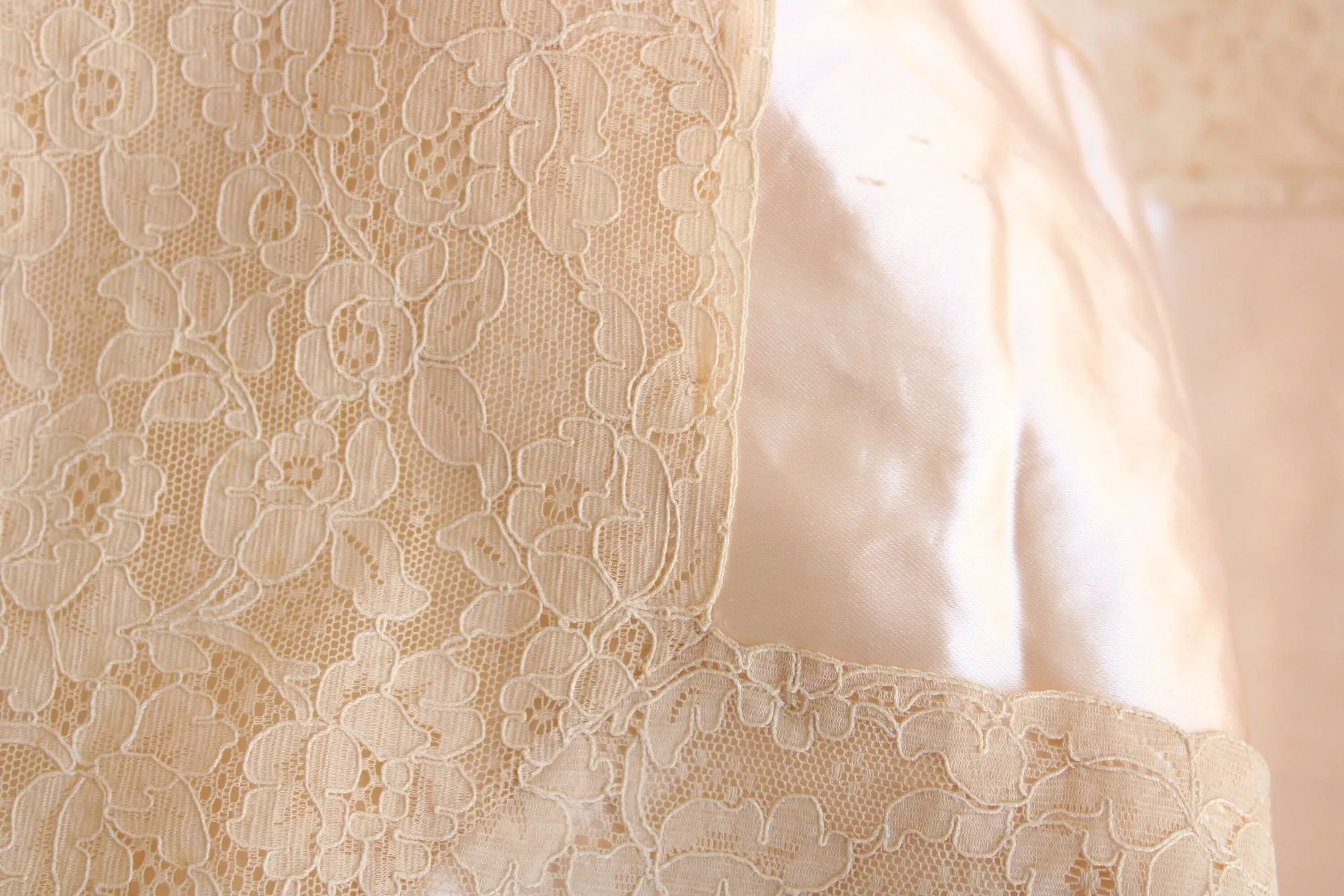 Vintage 1950s 1960s Pink Silk Satin and Lace Pillowcase