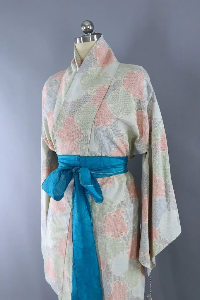 Vintage Ivory Lily Pad Silk Kimono Robe