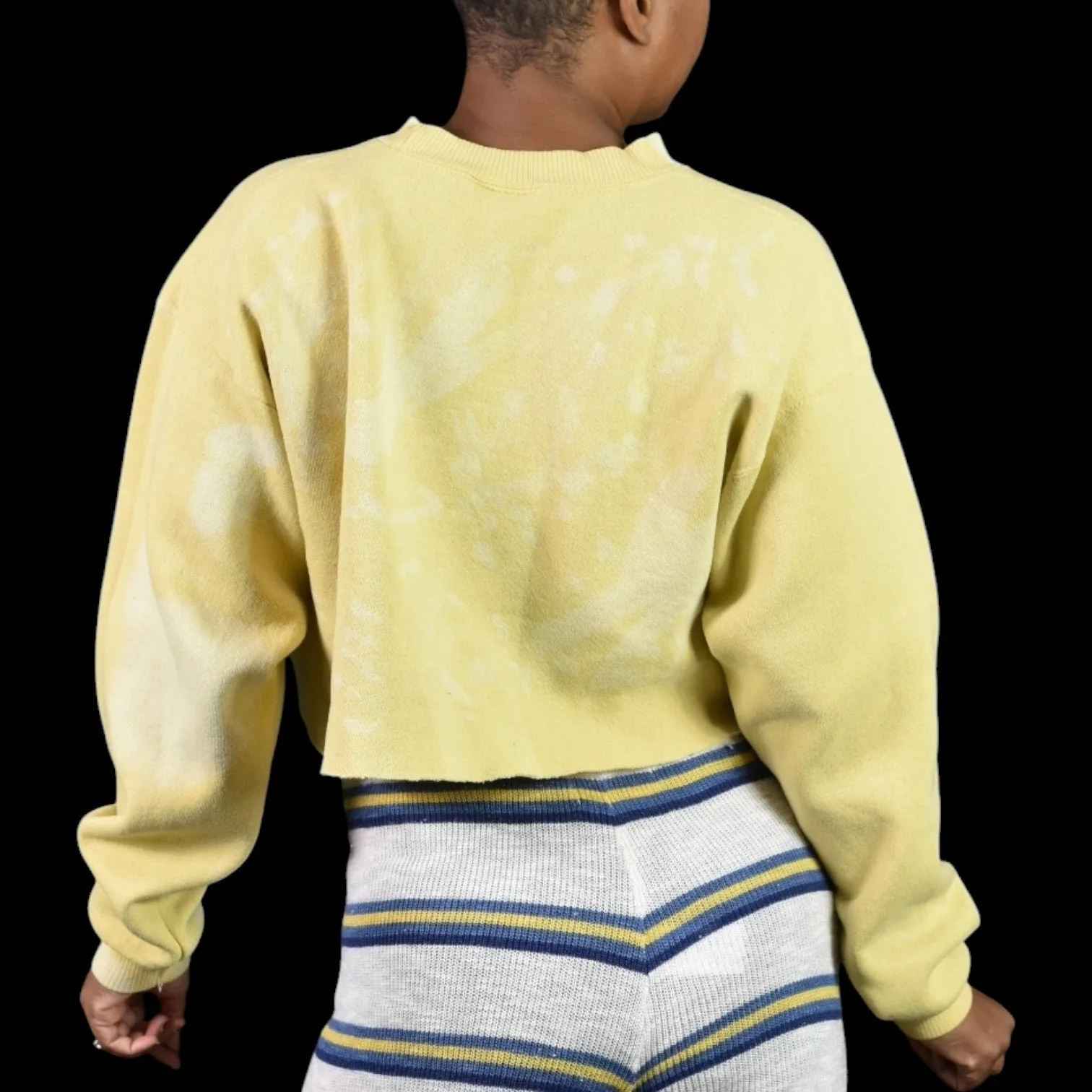 Vintage Lee Cropped Sweatshirt Yellow Bleached Cut Off Oversized Crewneck Lounge Large