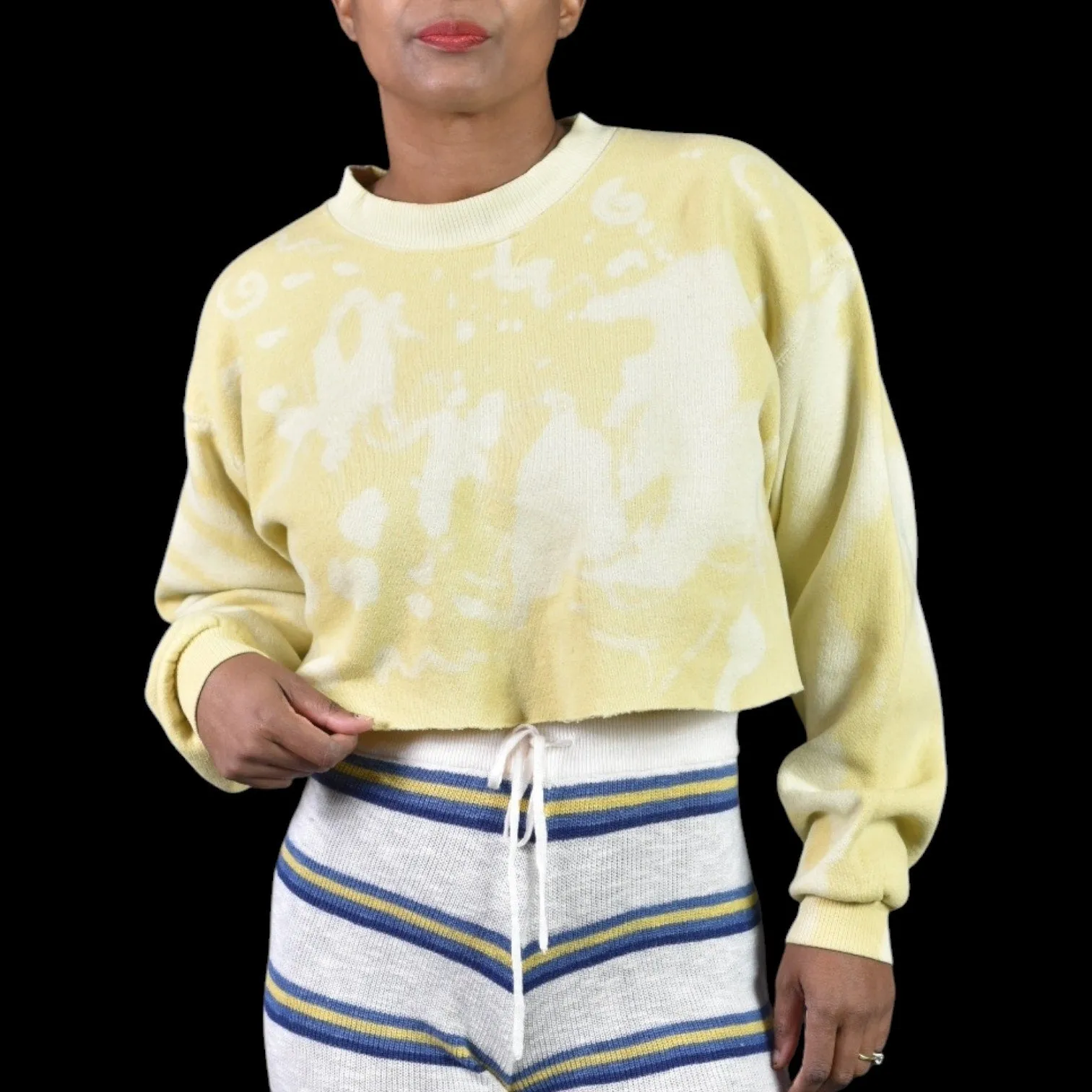 Vintage Lee Cropped Sweatshirt Yellow Bleached Cut Off Oversized Crewneck Lounge Large