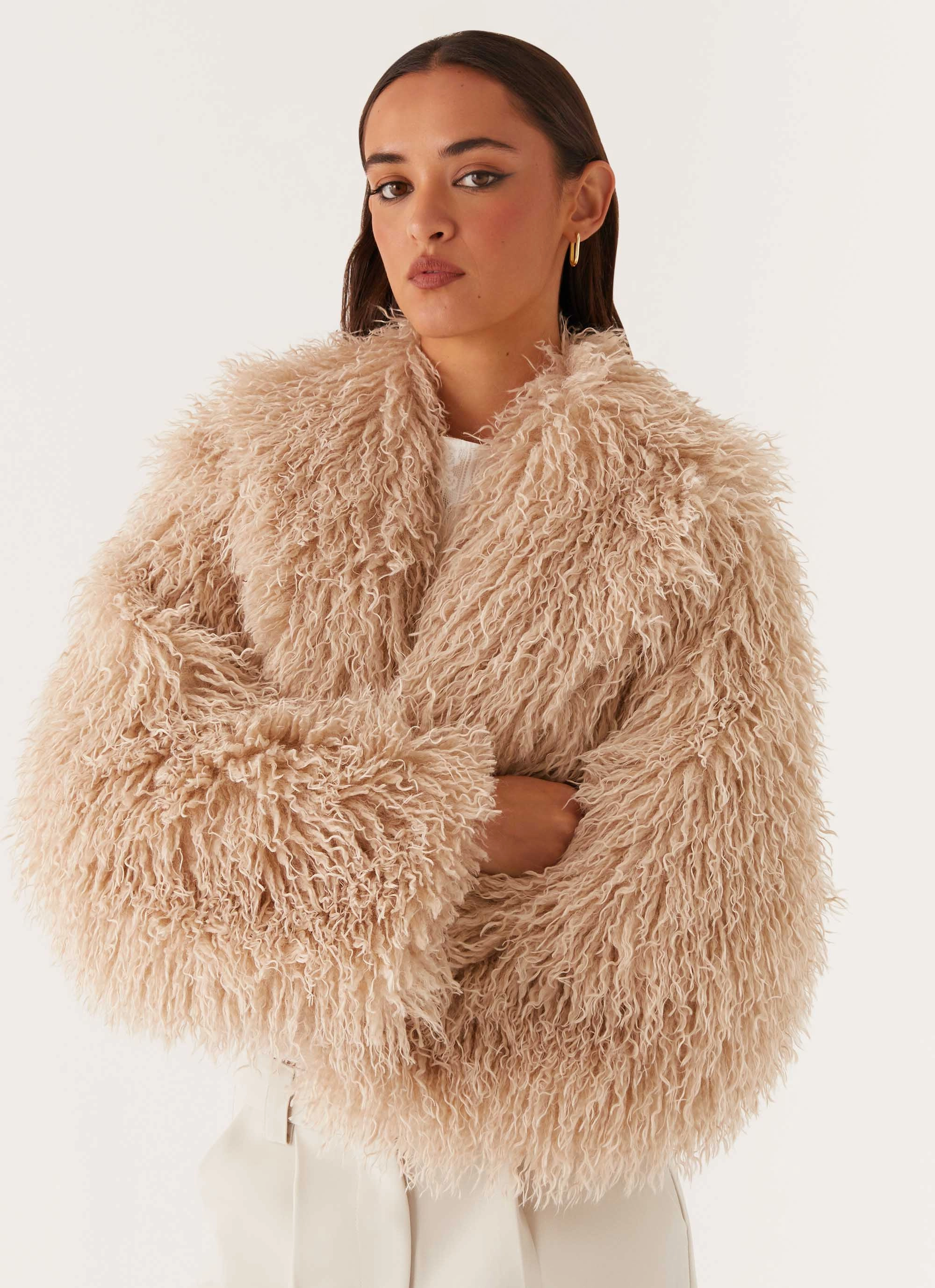 Virginia Cropped Fur Jacket - Taupe watch Dirt Repellent Surface