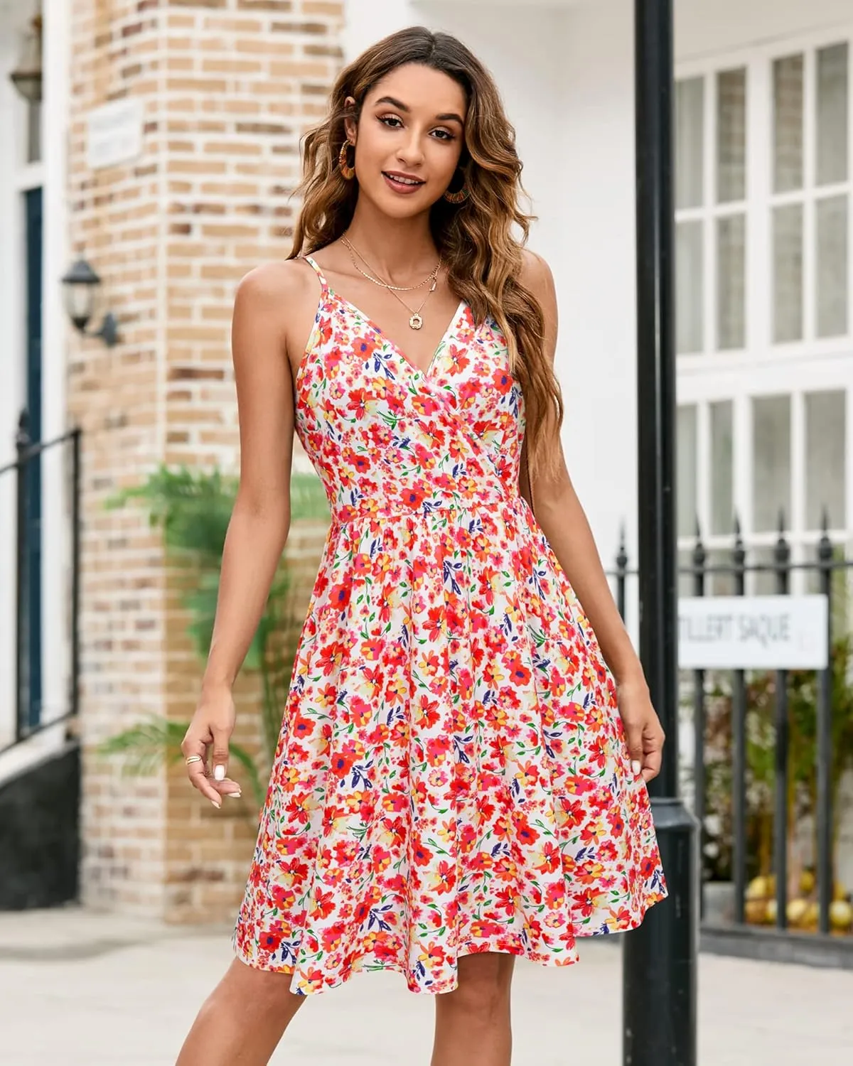 VOTEPRETTY Women's V-Neck Spaghetti Strap Dress Summer Casual Swing Sundress with Pockets