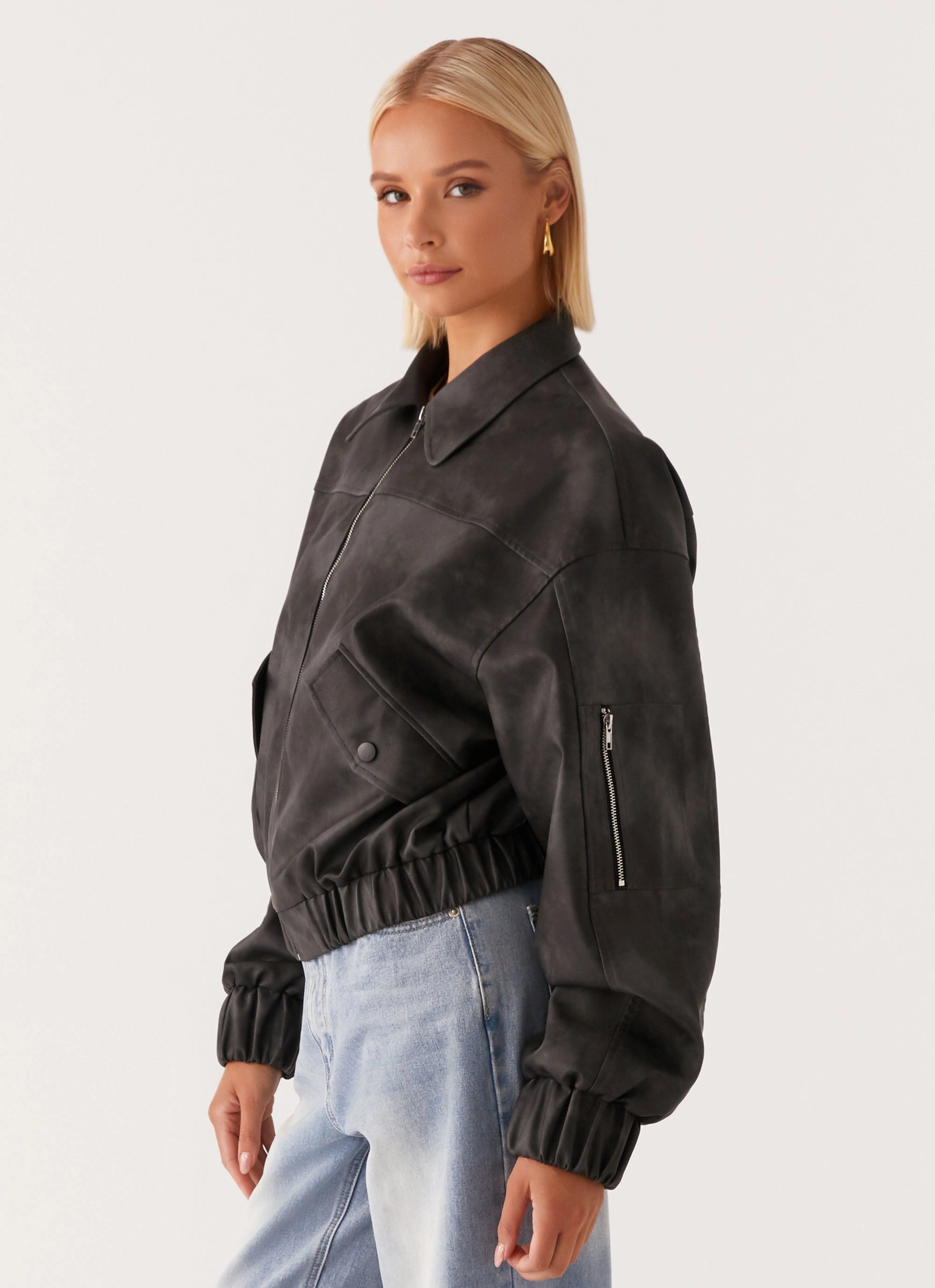 Layer Flexibility Washington Bomber Jacket - Black