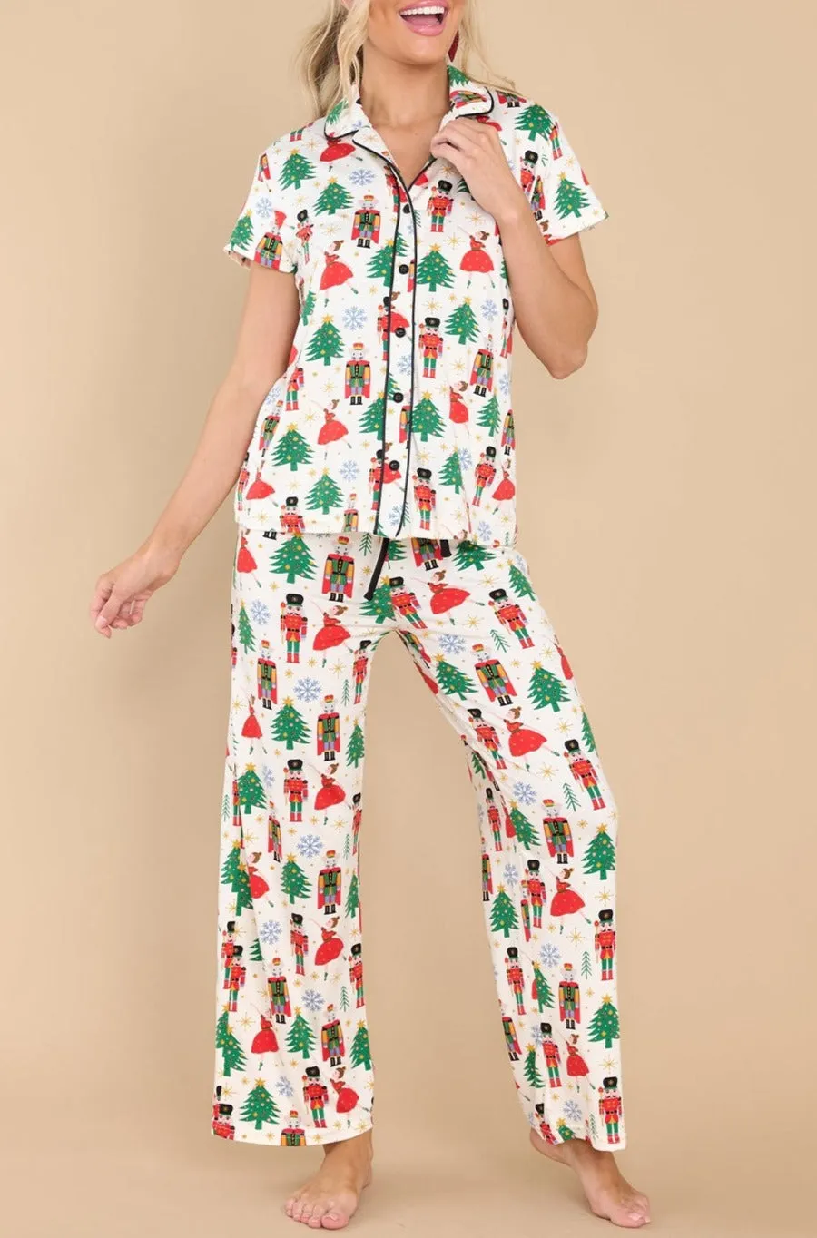 Women's Christmas Pattern Buttoned Two Piece Long Sleeve Sleepwear Pajamas