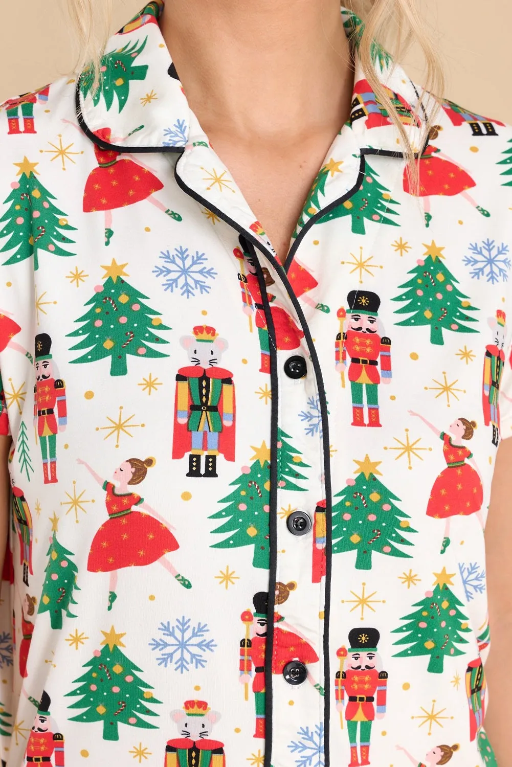 Women's Christmas Pattern Buttoned Two Piece Long Sleeve Sleepwear Pajamas