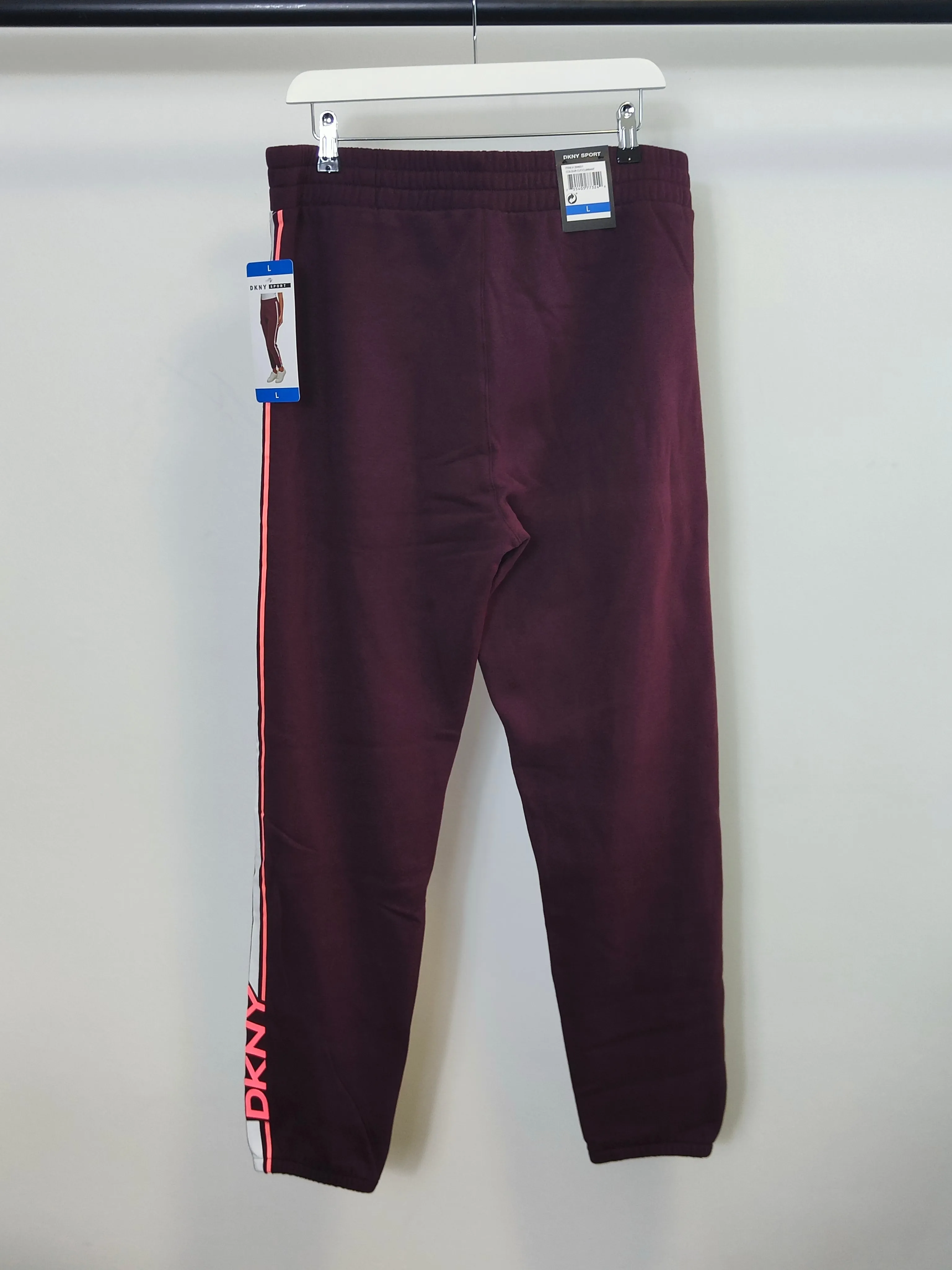 Women’s Jogger Pants in Burgundy