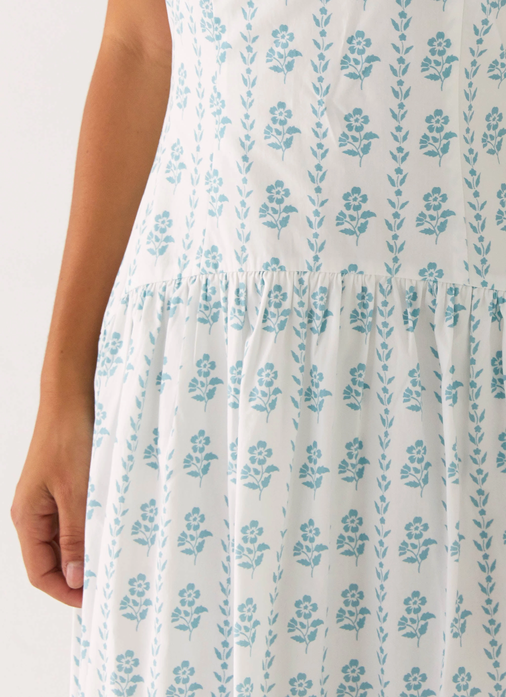 Amelie Midi Dress - Sweet Daydream Print Light Fall Chic Look