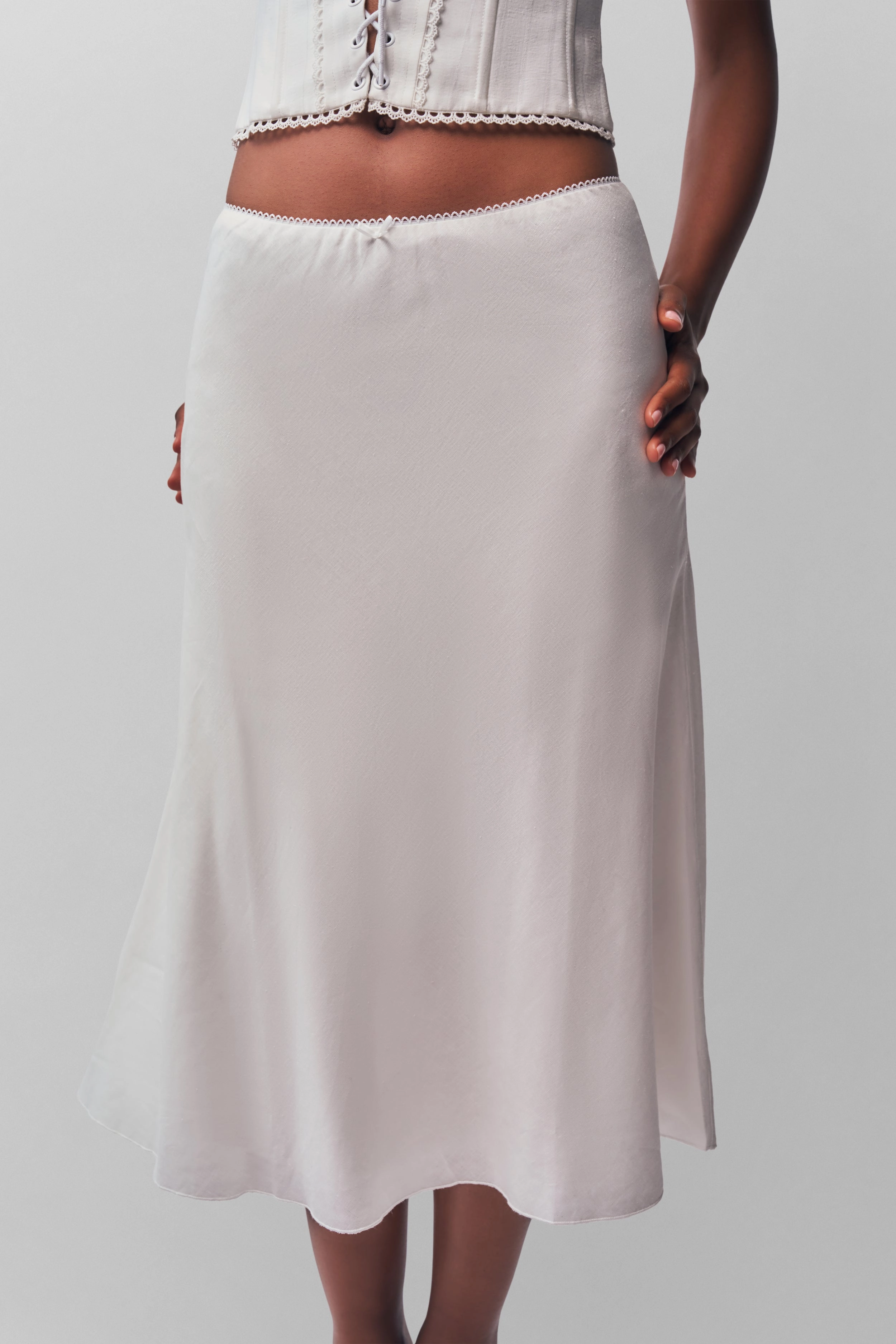 Reinforced Hems Summer Picnic Paloma Linen Skirt