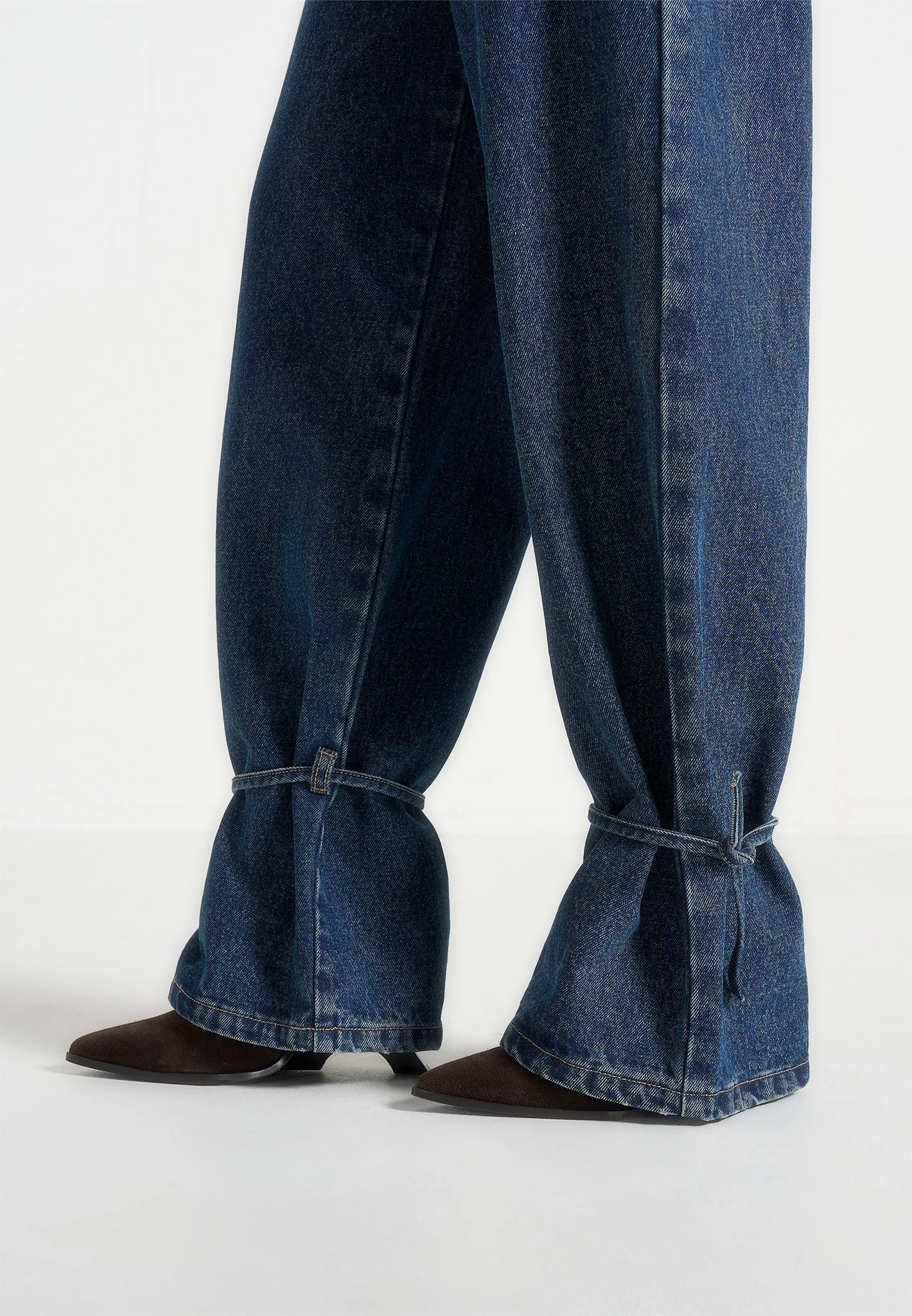 Faye - Wide Mid Rise Jeans With Tie Waist - Indigo Breathable Brunch Outfit