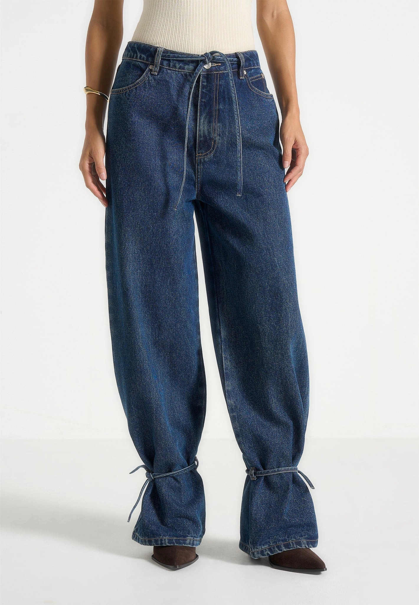 Faye - Wide Mid Rise Jeans With Tie Waist - Indigo Casual Element