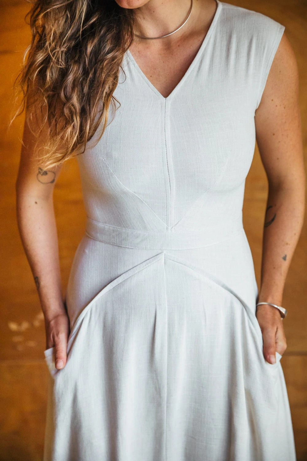 Xena Dress in Oat Linen WrinkleResistantFinish