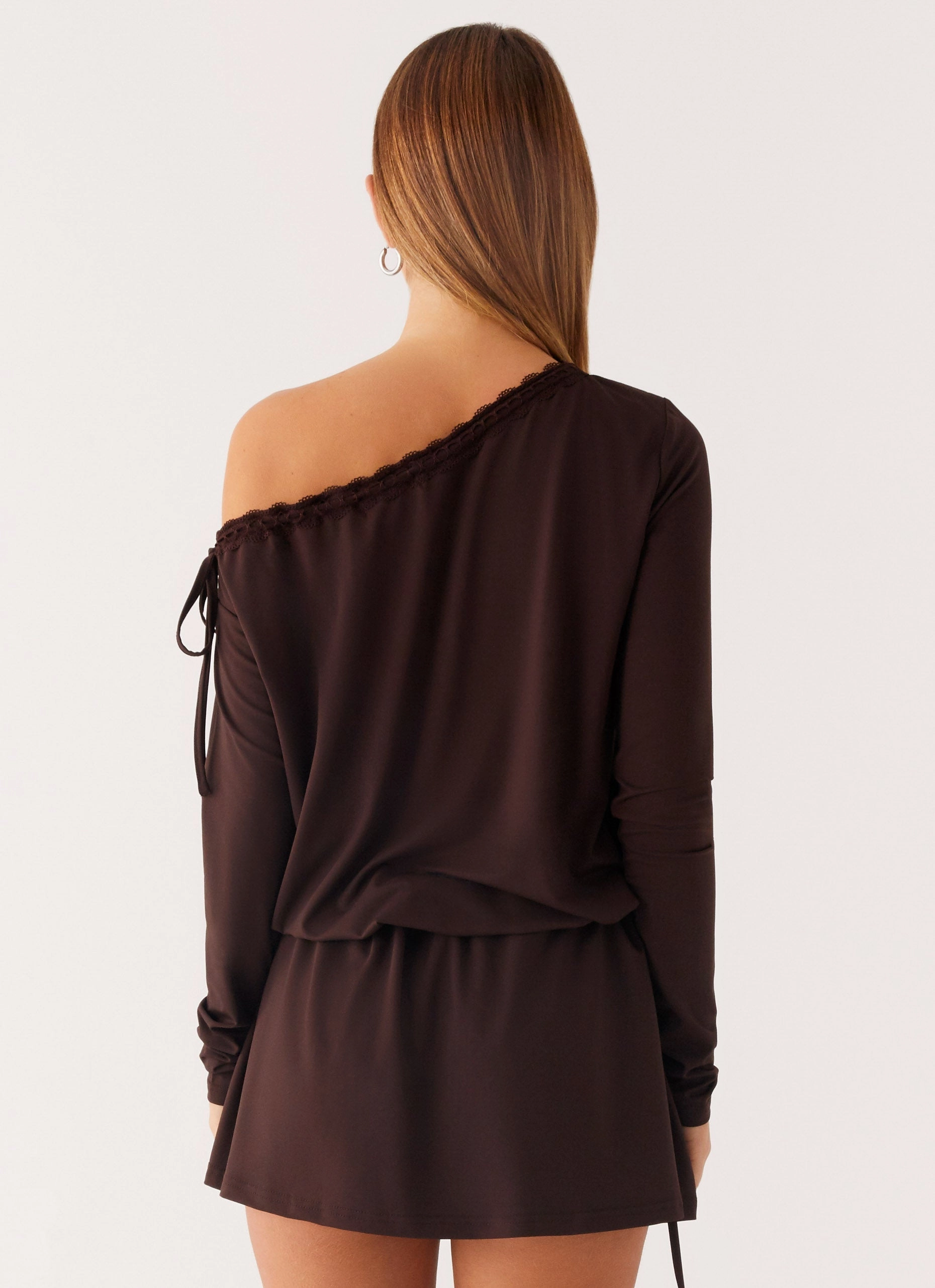 Outfit Core Hot Now Zinnia Mini Dress - Chocolate