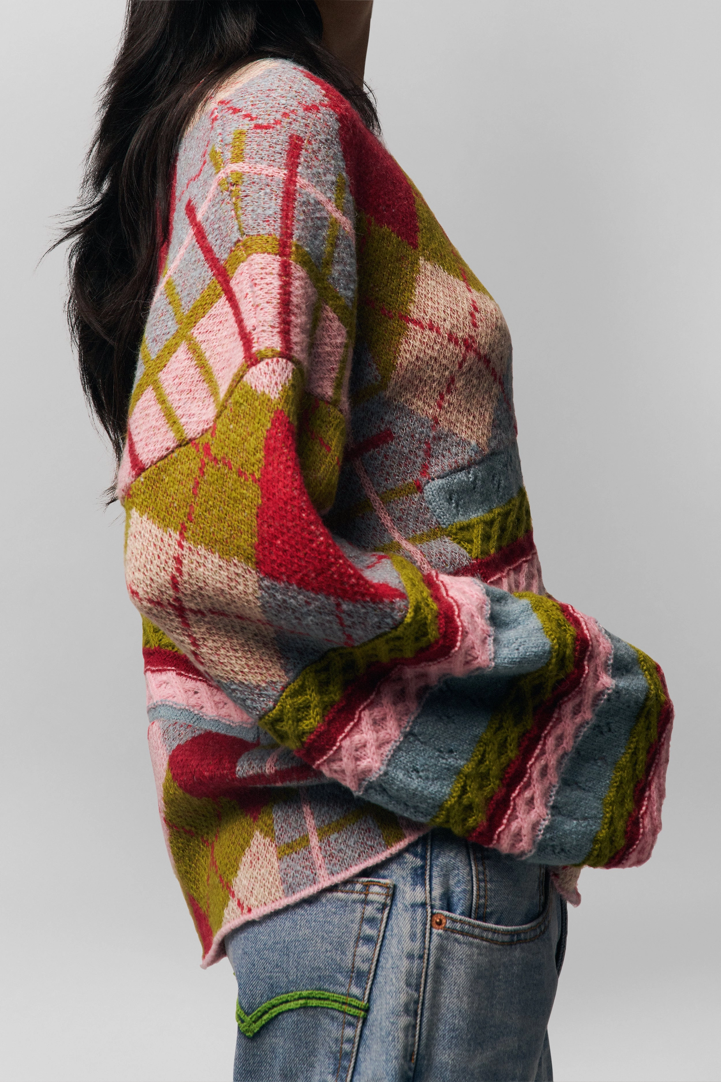 Morning Chill Moisture Wicking Yarn Zuri Sweater